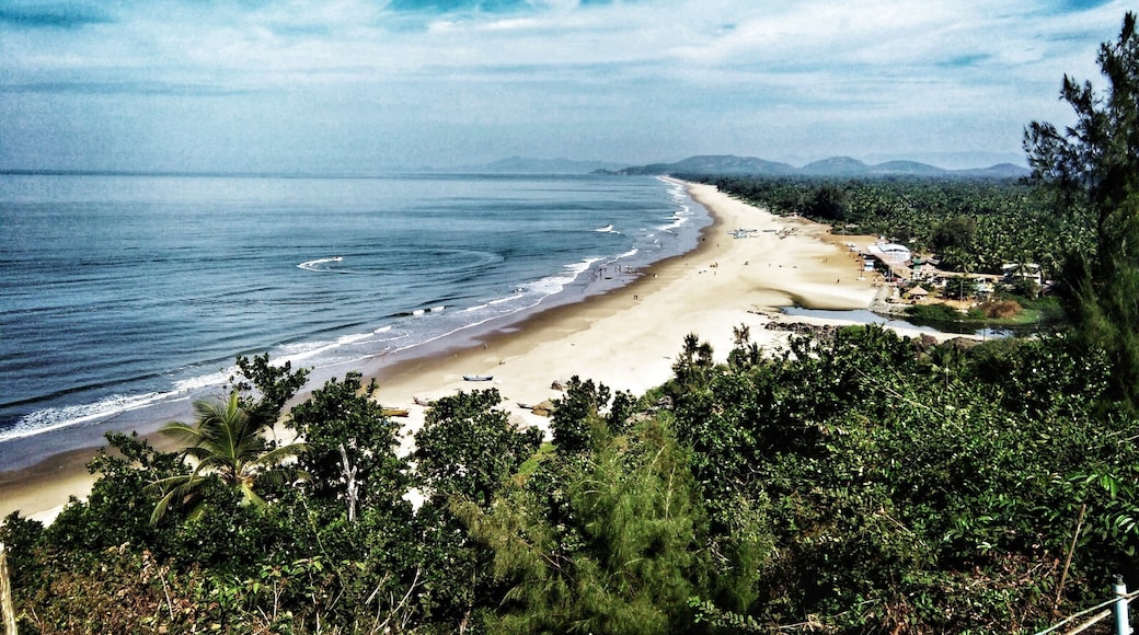 Discover the Serenity of Gokarna Beach: Top 10 Must-Do Activities